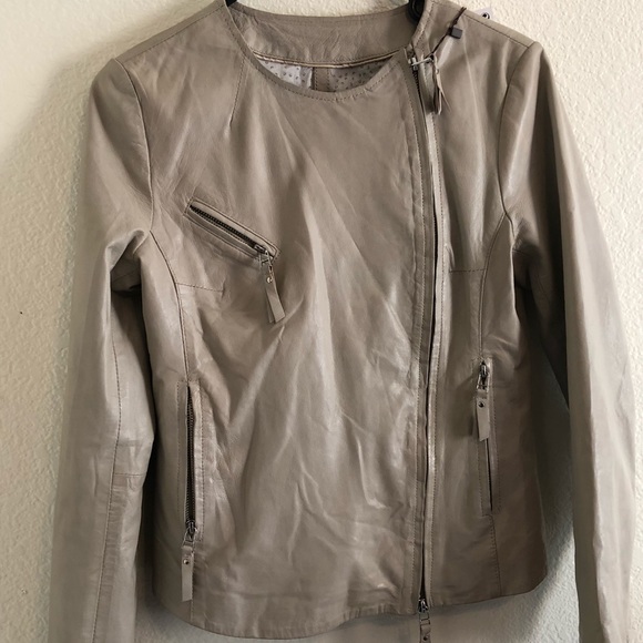 Leather jacket from Italy beige tan Kylie Jenner - Picture 8 of 8
